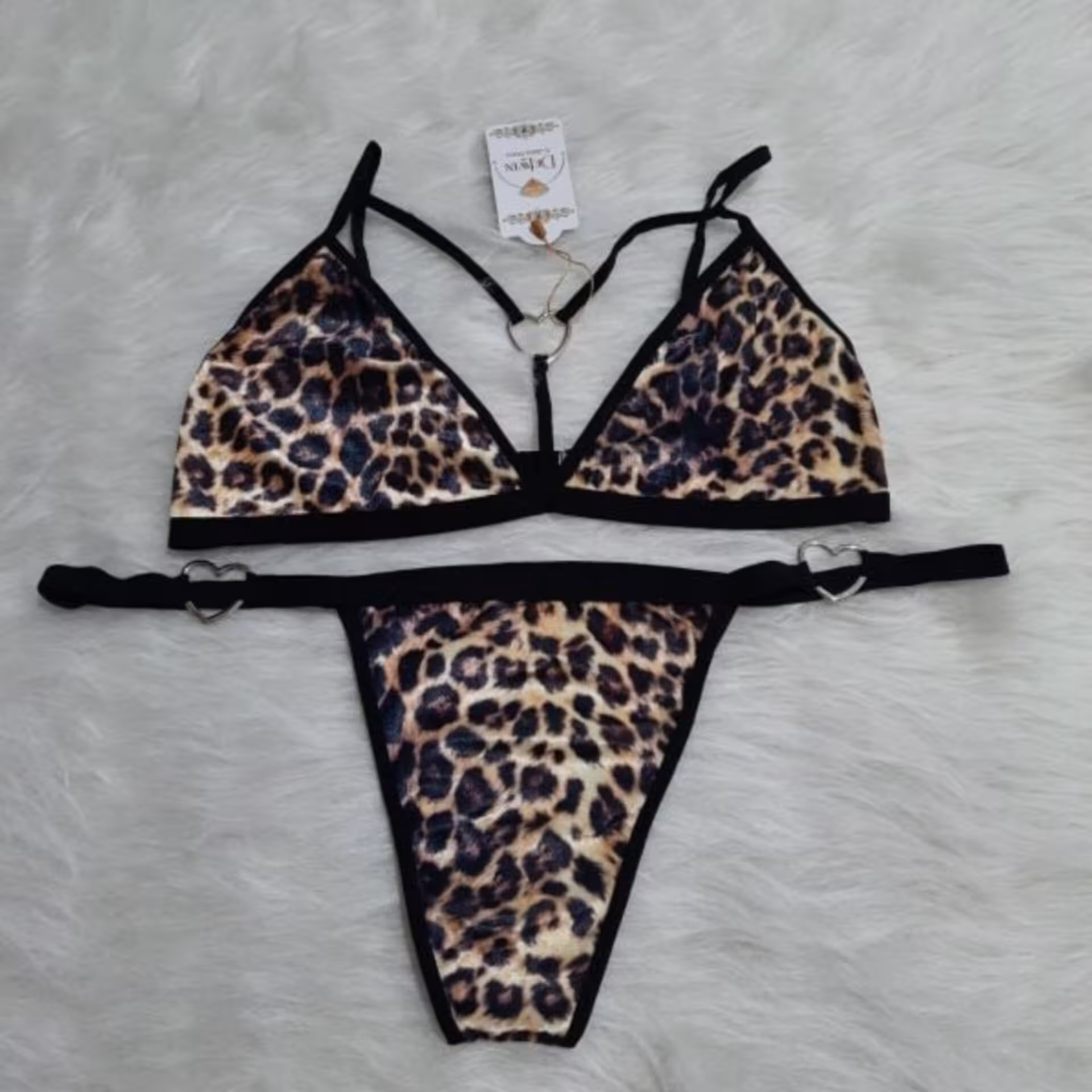 ست شورت و سوتین مخمل