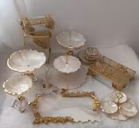 ظروف پذیرایی رزینی سرویس6نفره (هزینه باکس ها مجزا درصورت تمایل)