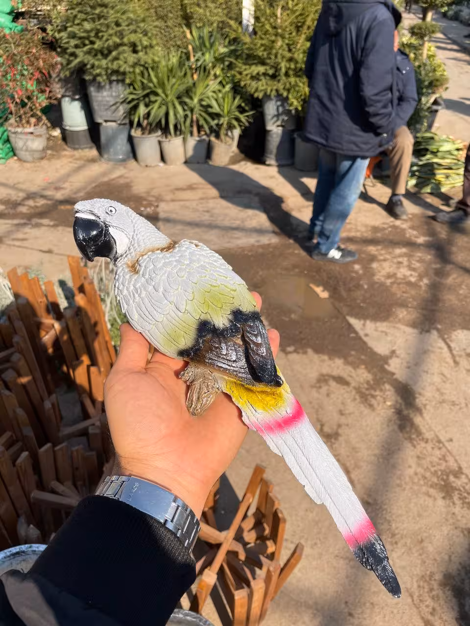 طوطی دکوری رنگ سفید جنس پلیمری