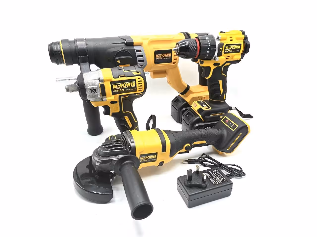 مجموعه 4 عددی شارژی براشلس 148 ولت طرح دیوالت نیو پاور مدل KIT-4HM