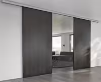 مکانیزم وال هنگ 5400mm دو درب چوبی ساختمانی متقارن برقی سینکرونایز با عرض هر درب حداکثر 1350mm فانتونی K092