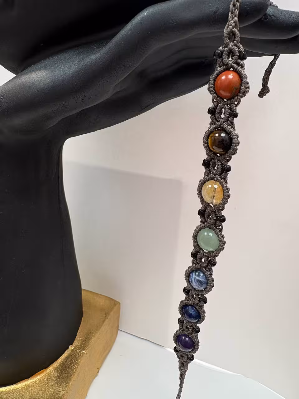 دستبند مکرومه سنگ طبیعی هفت چاکراه