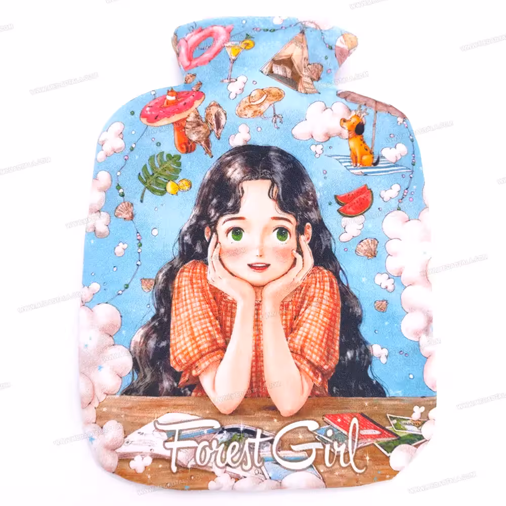 کیسه آب گرم بزرگ دختر و کتاب