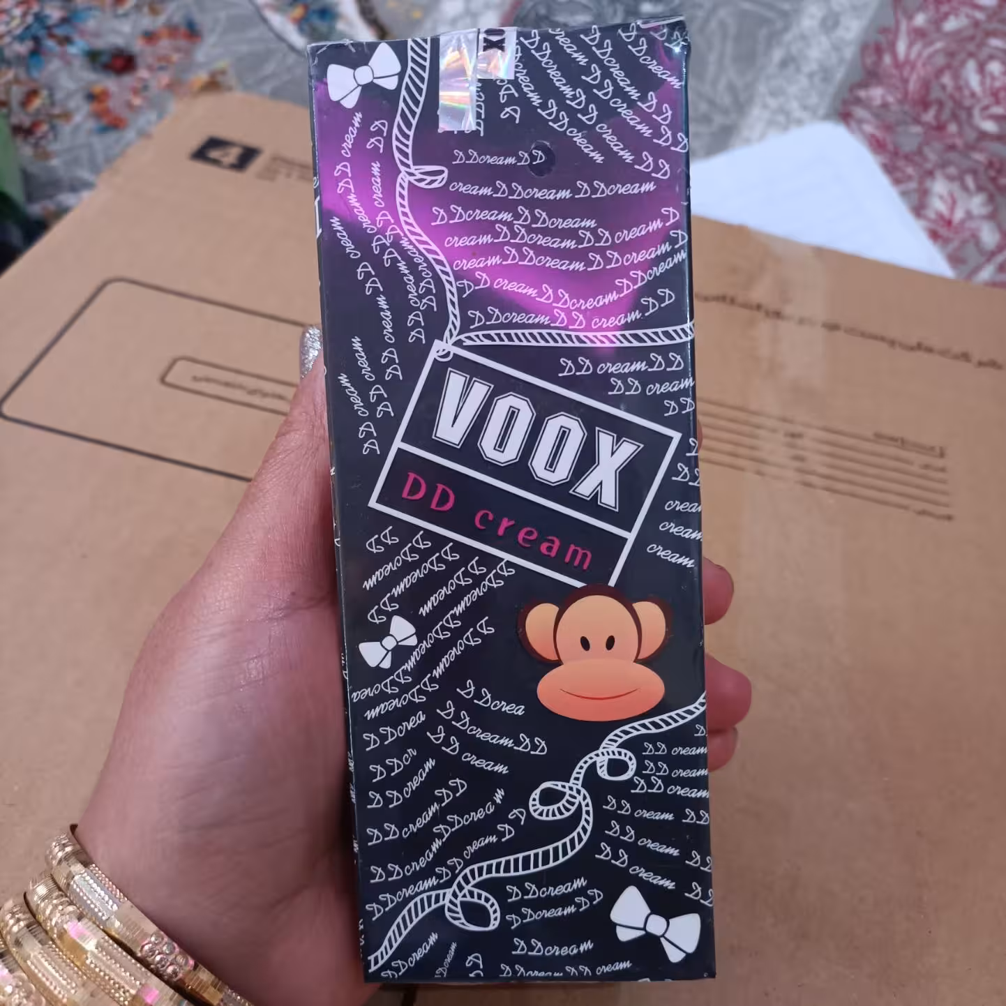 کرم سفید کننده بدن  وصورت ووکس 