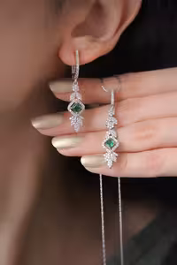 نیمست زمرد مجلل جواهری نقره کد 00626