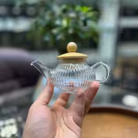 قوری زعفران پیرکس کد E66