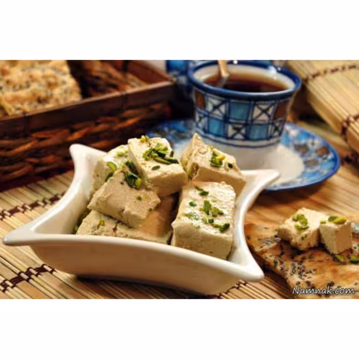 حلوا(شکری)(ترکیب شکرسفیدنیشکر وارده کنجد)وزن(500گرم)