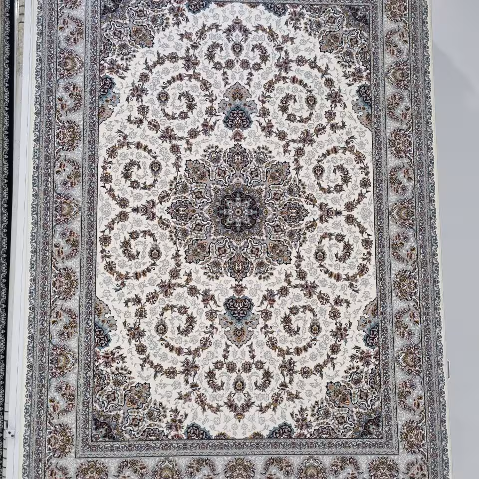 فرش پاتریس 700شانه تراکم 2550 طرح آیدا کرم قالیچه 4متری