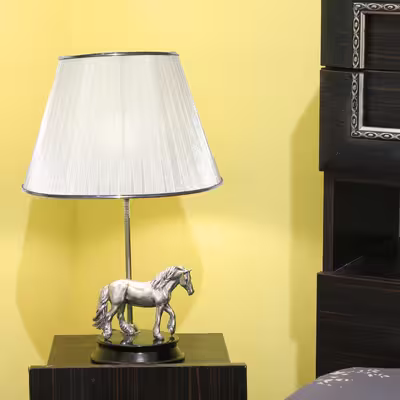 آباژور طرح مجسمه دکوری اسب دلبر مدل RP1038