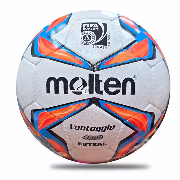 توپ فوتبال مولتن 2025