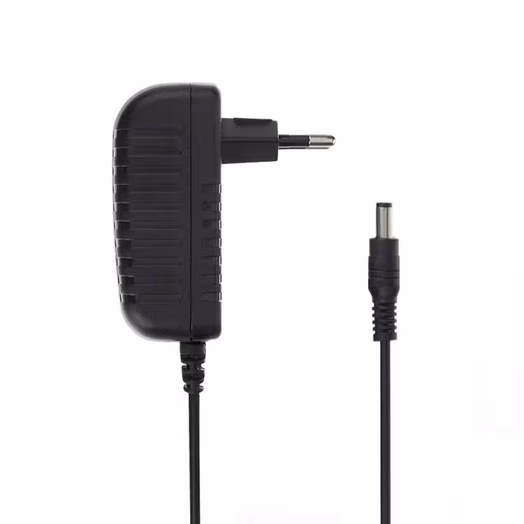 آداپتور 12 ولت 1 آمپر EFFORT مدل 12VA