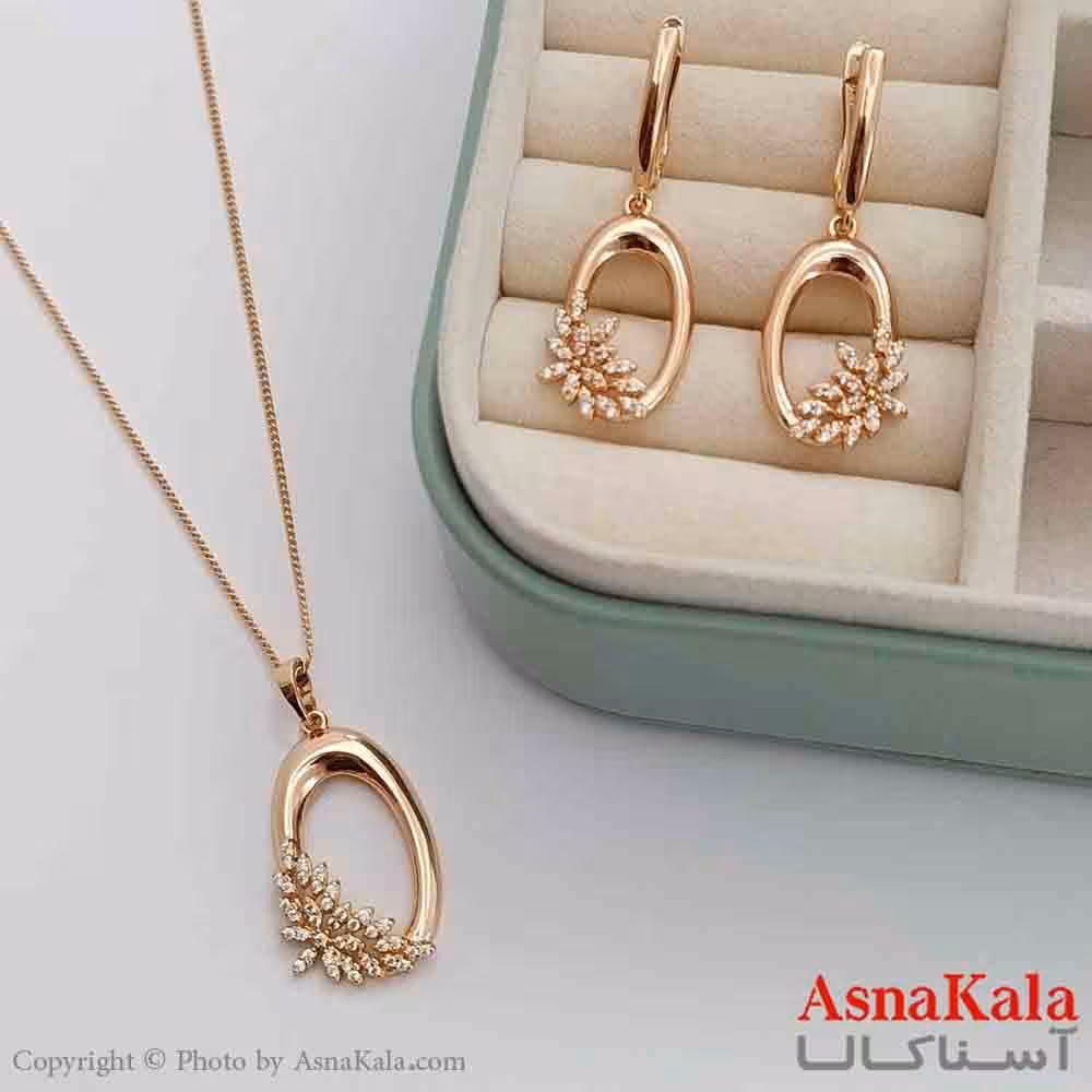 نیم ست زنانه ژوپینگ شامل گوشواره و گردنبند رنگ طلایی کد NIM141029W