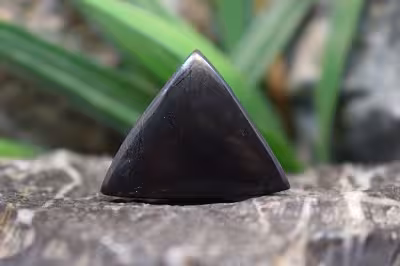 شانگیت اصل و طبیعی