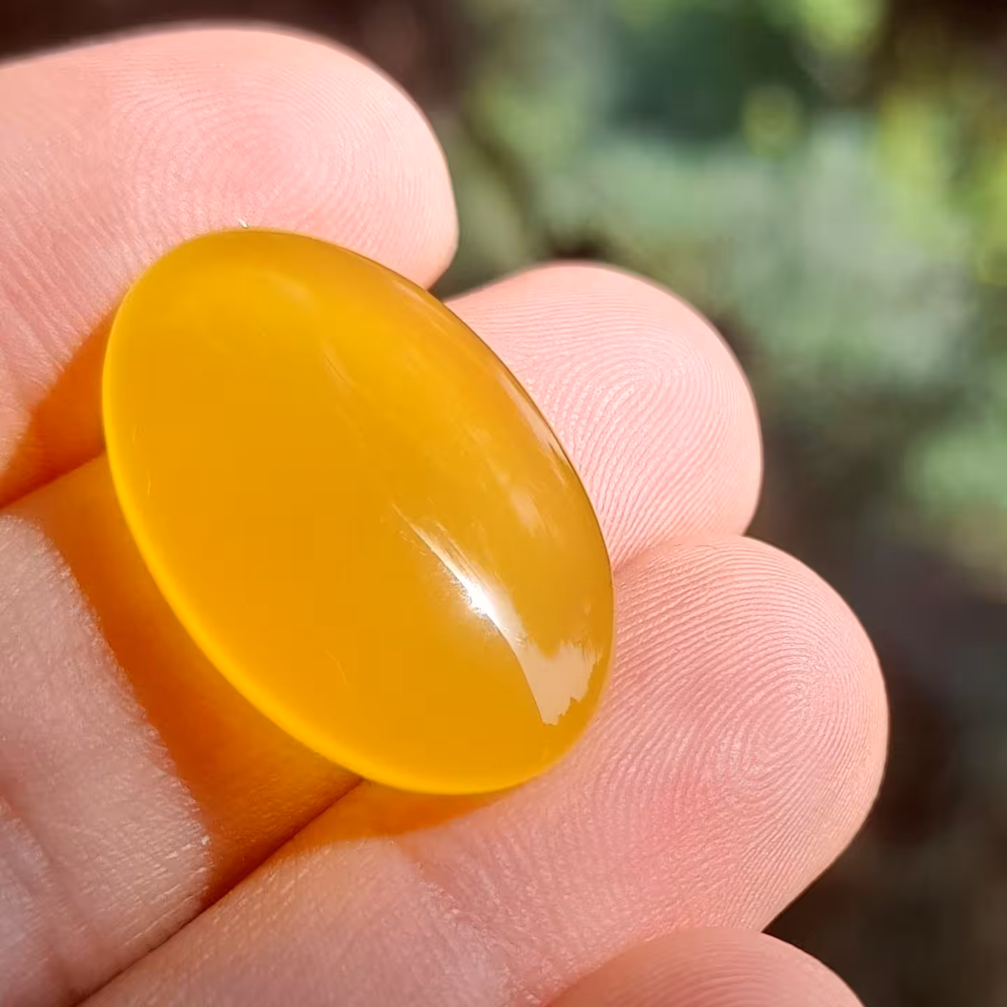 سنگ عقیق زرد