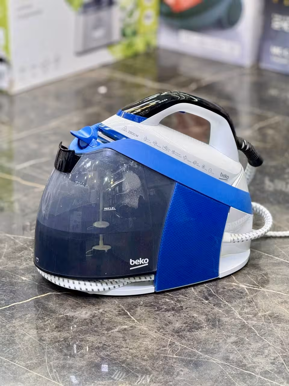 اتوبخار مخزن دار بکو مدل 8328D