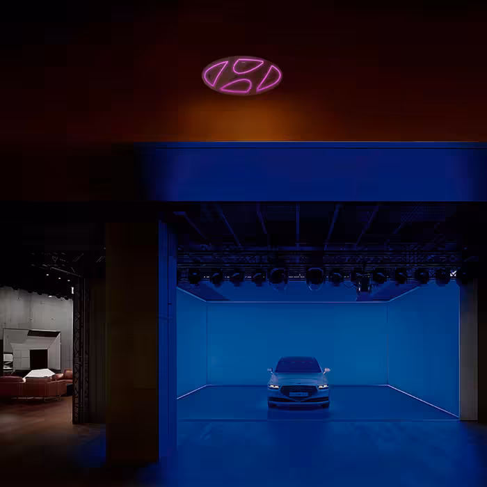 چراغ دیواری نئون دیزاین طرح Hyundai_PN