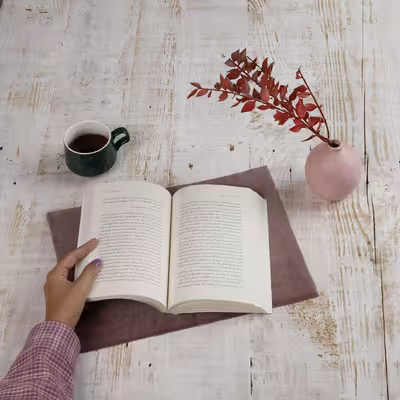 کتاب روزی روزگاری در هالیوود اثر کوئنتین تارانتینو انتشارات مون