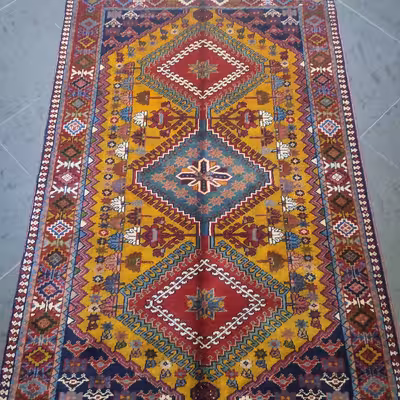 فرش دستبافت یک و نیم متری طرح لوزی کد AA476