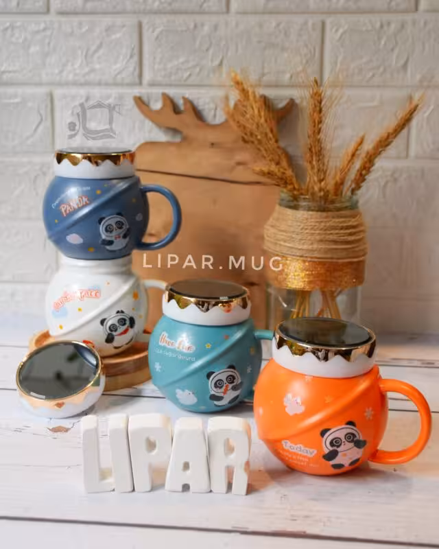 ماگ درب آینه ای تپل طرح پاندا فضانورد