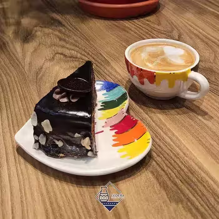 فنجان ونعلبکی قلب رنگین کمان
