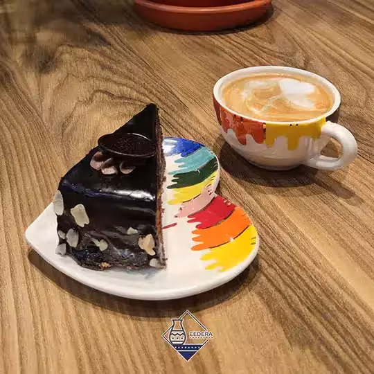 فنجان ونعلبکی قلب رنگین کمان
