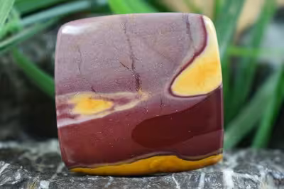 جاسپر موکائیت