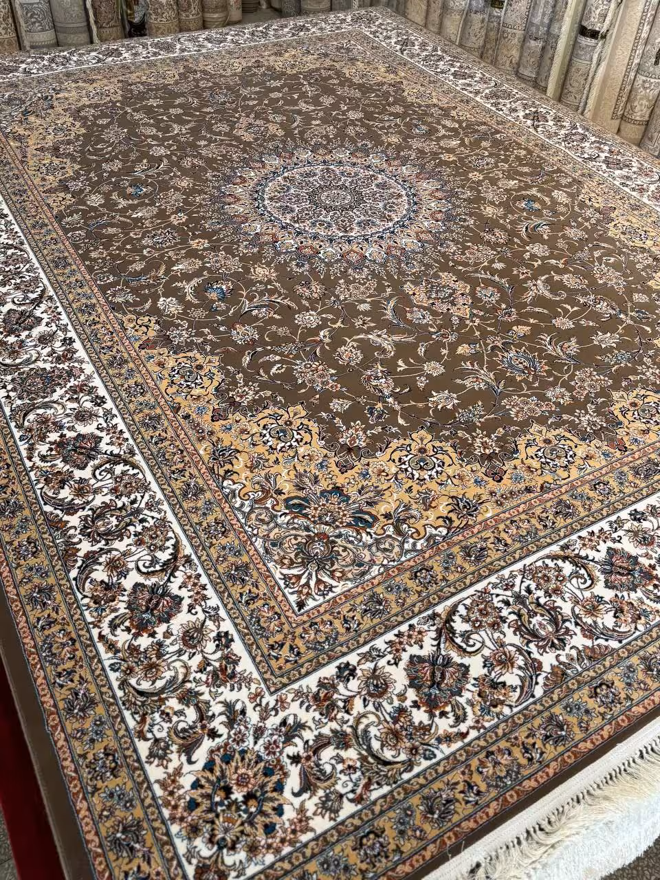 فرش  12متری 700شانه اکرولیک درجه 1 تراکم 2550