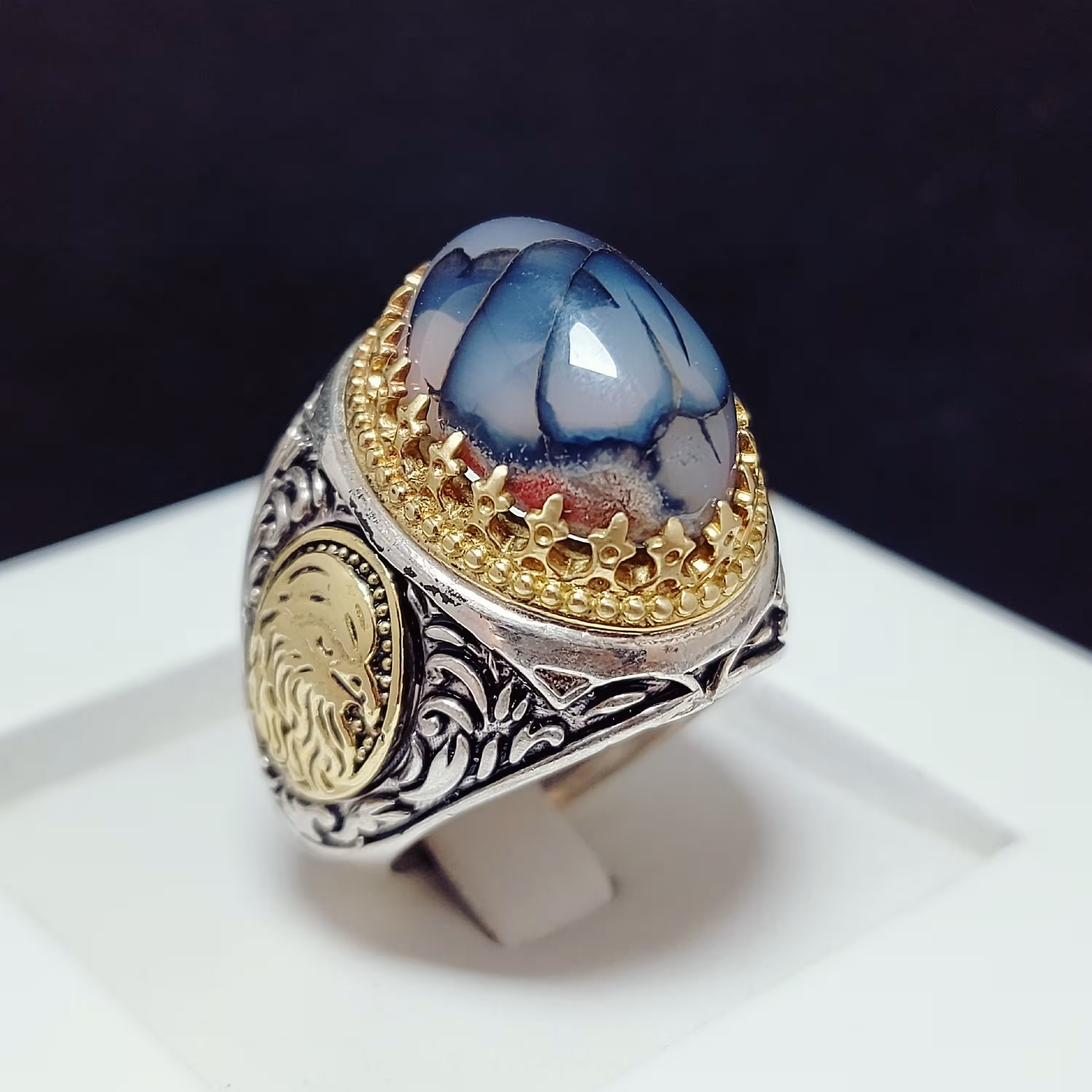 انگشتر نقره زیبای مردانه طرح قلم عقاب با نگین عقیق دراگون اصلی و معدنی 