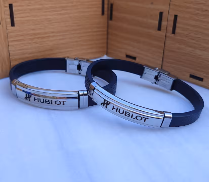 دستبند ست چرمی هابلوت پلاک نقره ای