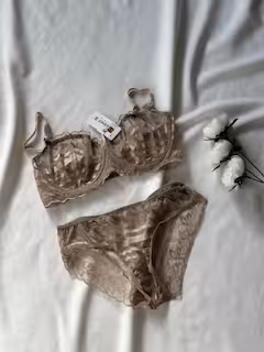 ست لباس زیر طرح ویکتوریا