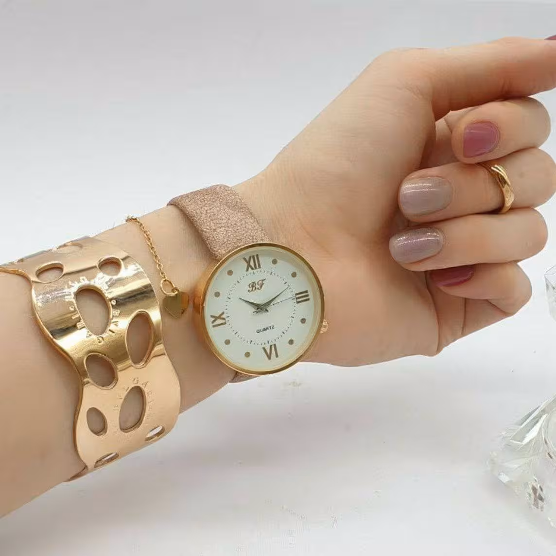 ست ساعت و دستبند بولگاری