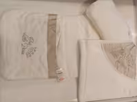 سرویس خواب نوزادی 3 تکه ببتو  bebetto اصل ترکیه کرم -نسکافه ای  100% پنبه طرح تاج   bebetto