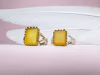 انگشتر ست عقیق زرد شرف الشمس چهارگوش طرح نیزه بوبار