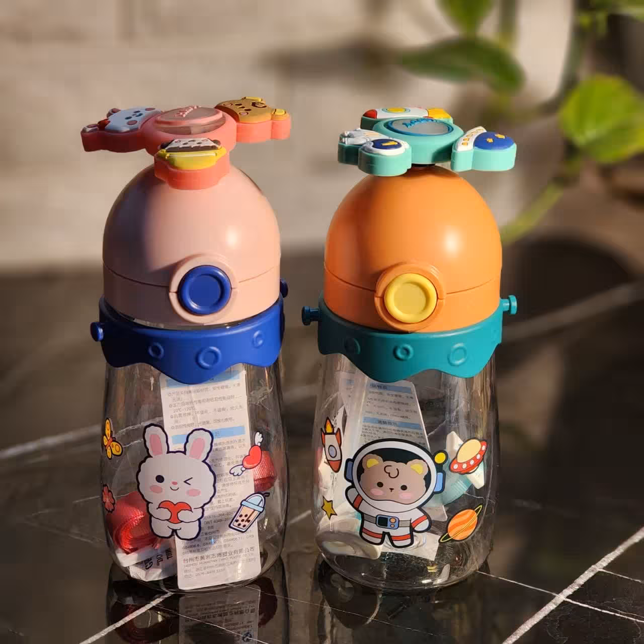 قمقمه طرح فضانورد