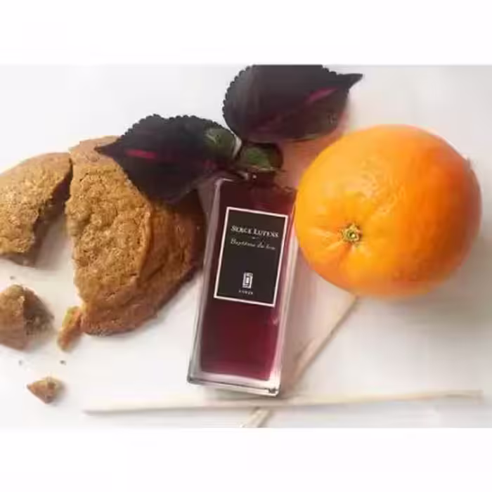 ادوپرفیوم Baptême du Feu از برند Serge Lutens