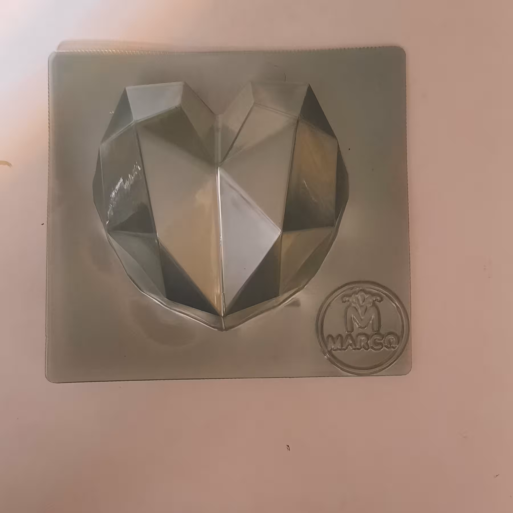 طلق قلب مشبک