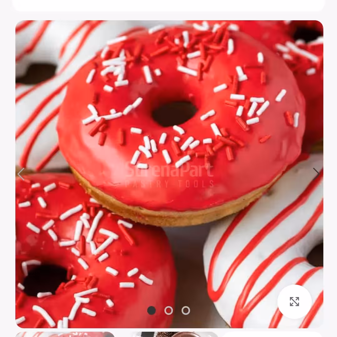 قالب دونات 6 تایی ابعاد قالب حدودا 17 در 29 سانت و قطر هر دایره  حدودا 7 سانت