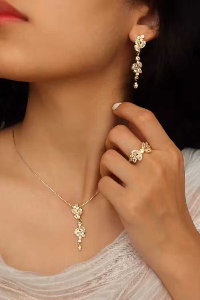 نیمست برگ ایتالیایی مجلل جواهری کد 00572