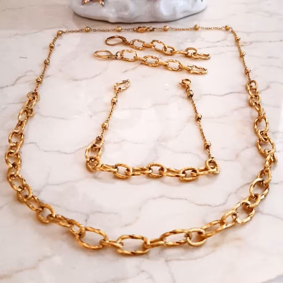 سرویس بسیار زیبا و باکیفیت