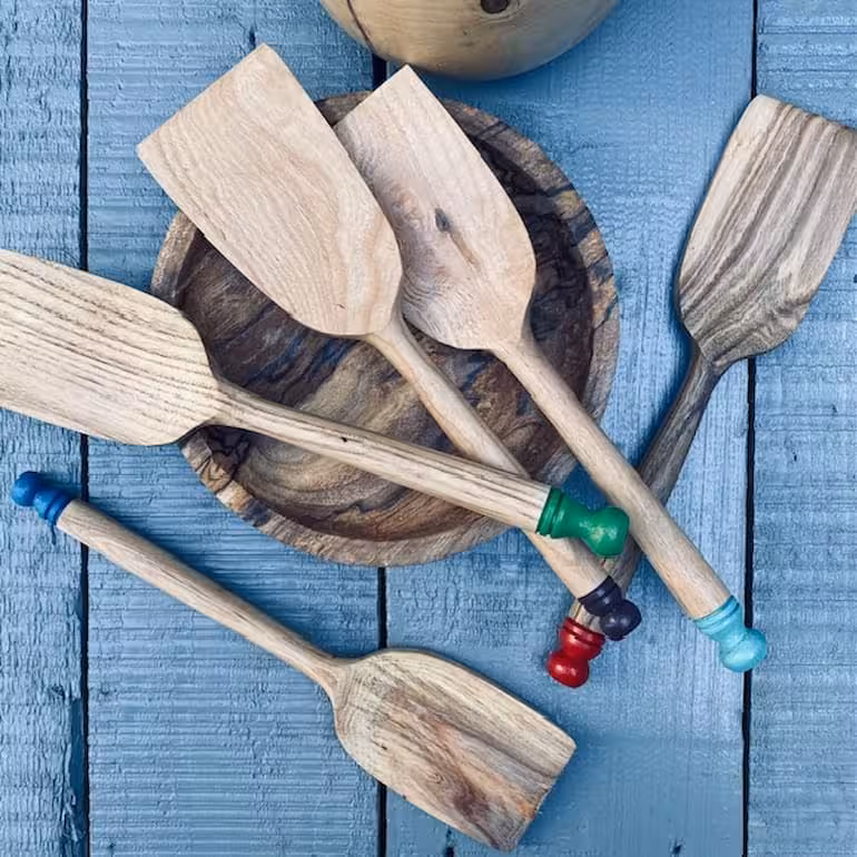 کفگیر چوبی دسته رنگی کد 528