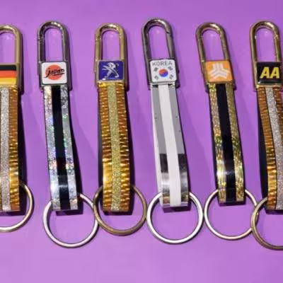 جاکلیدی مدبر تسمه ای ضخیم آرم خودرو