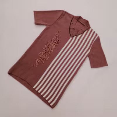 بلوز آستین کوتاه بافت منجوق دوزی شده نرم و راحت و سبک