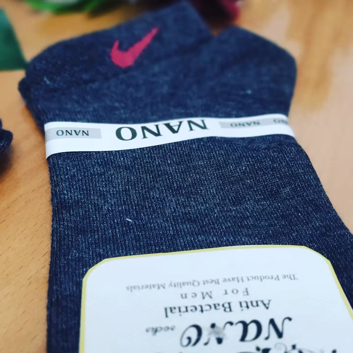 جوراب مچی طرح نایک 