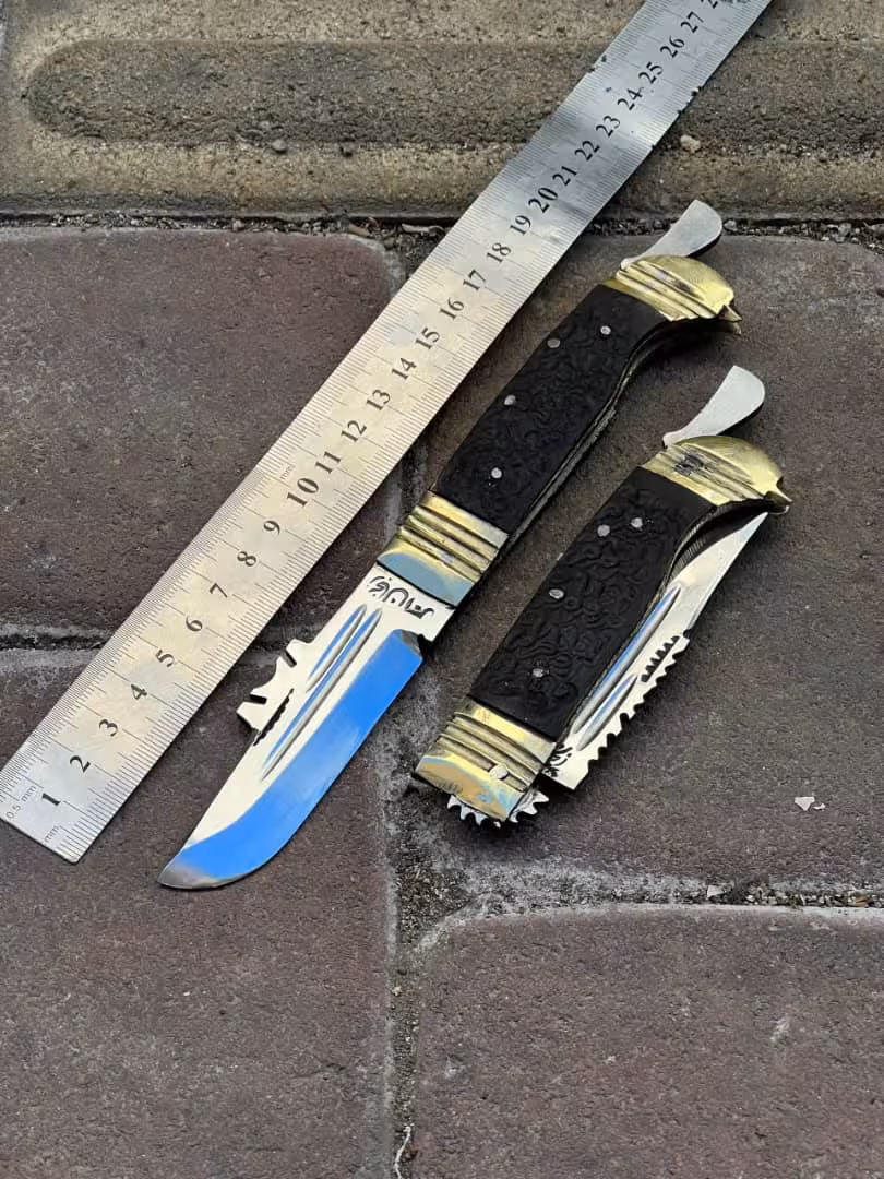 چاقوی جیبی دنده ای طرح شاخ  تیغه استیل  طول کار 22 سانت