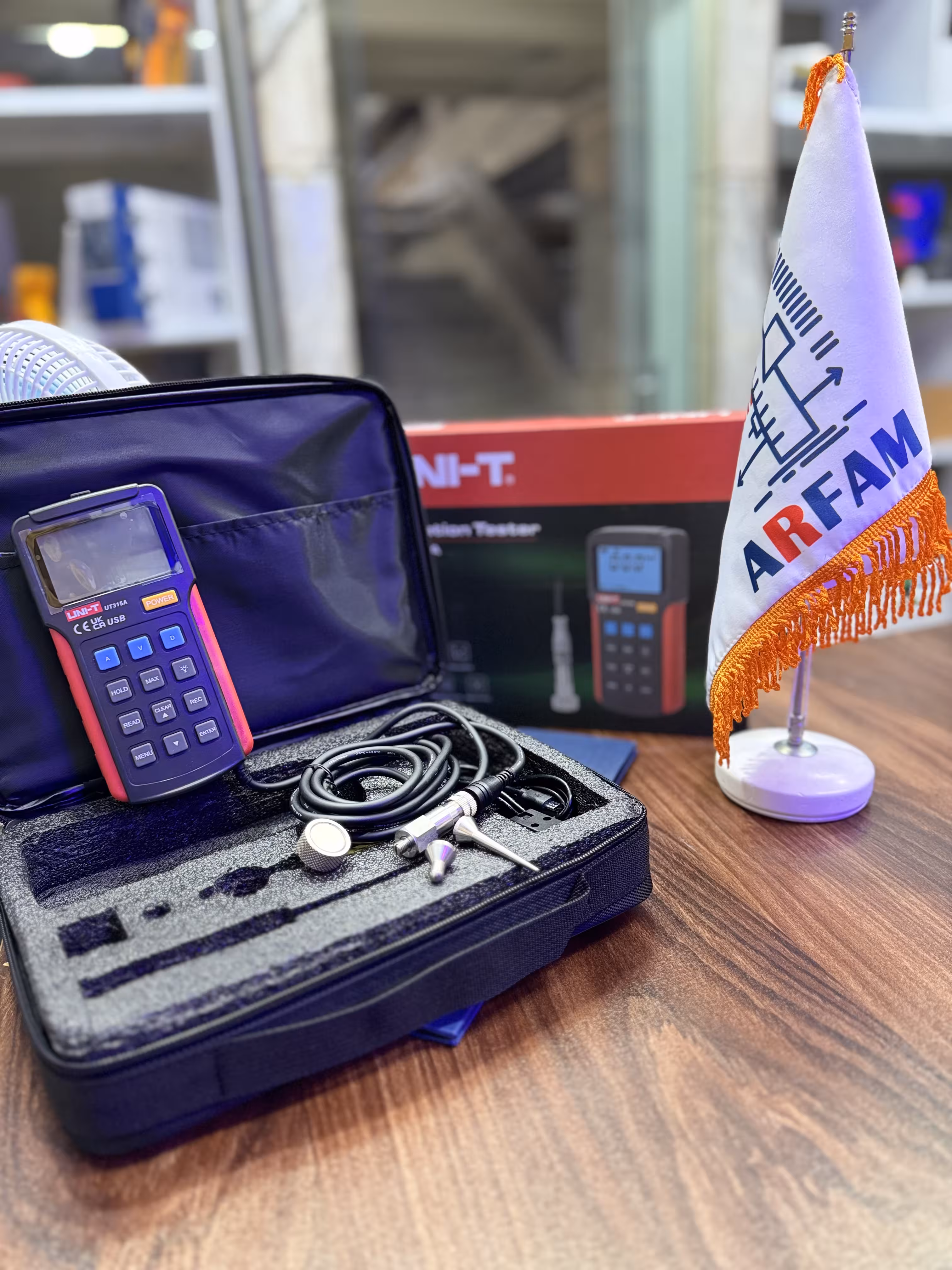 لرزش سنج یونیتی UNI-T UT315A