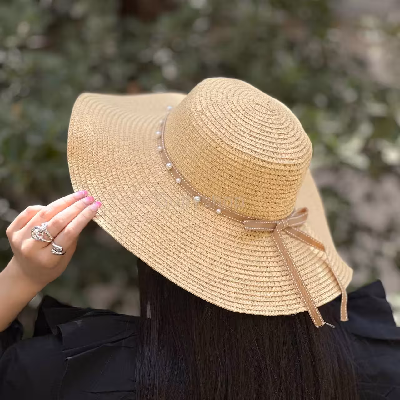 ساحلی پاپیونی مرواریدی