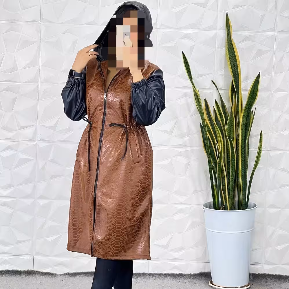 
پالتو بارانی 
 سوئیت پوست ماری ترکیب با چرم تیرکمانی درجه یک