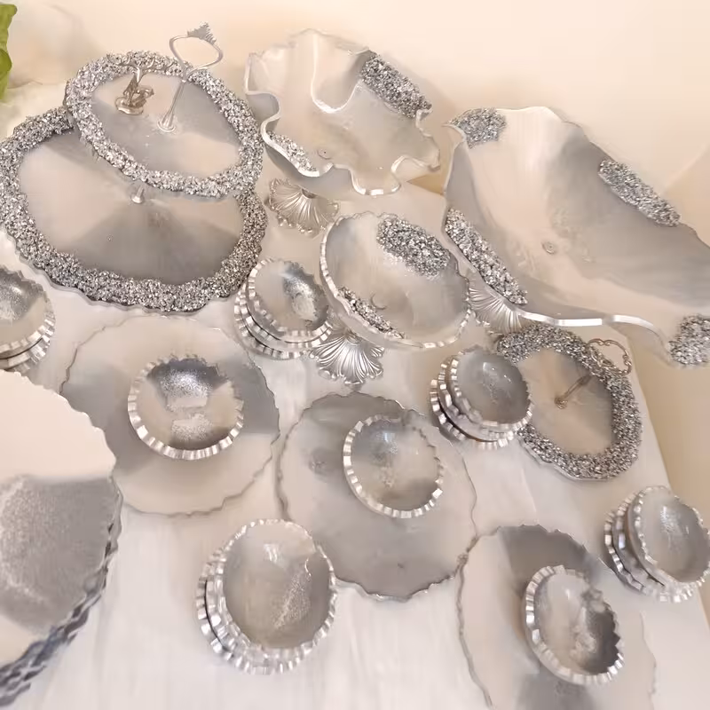 سرویس ظروف پذیرایی رزینی جهیزیه عروس 6نفره