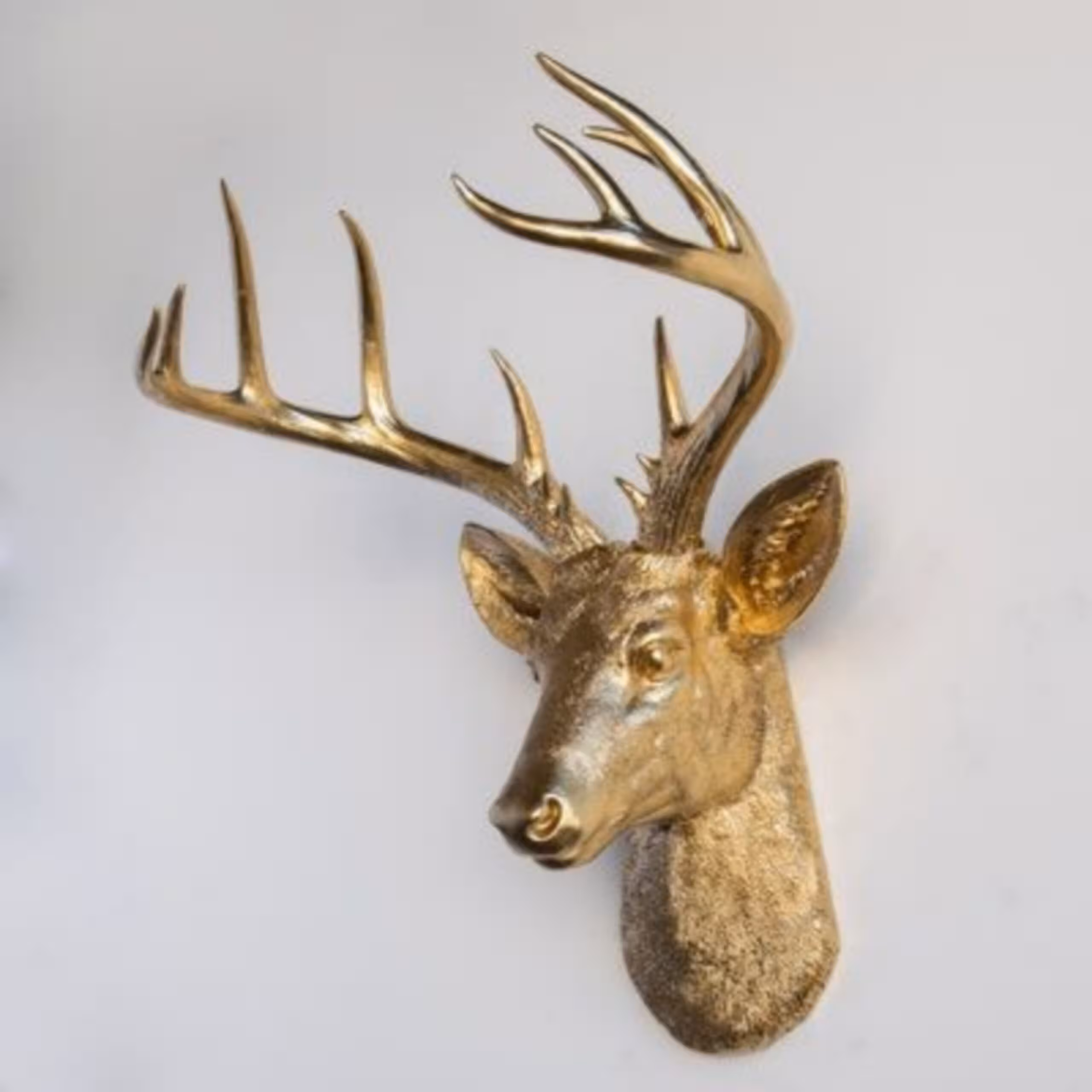 سردیس مجسمه تندیس دیواری گوزن آبکاری طلاکوب