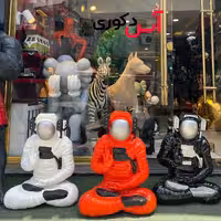 مجسمه بزرگ فضانورد طرح مدیتیشن